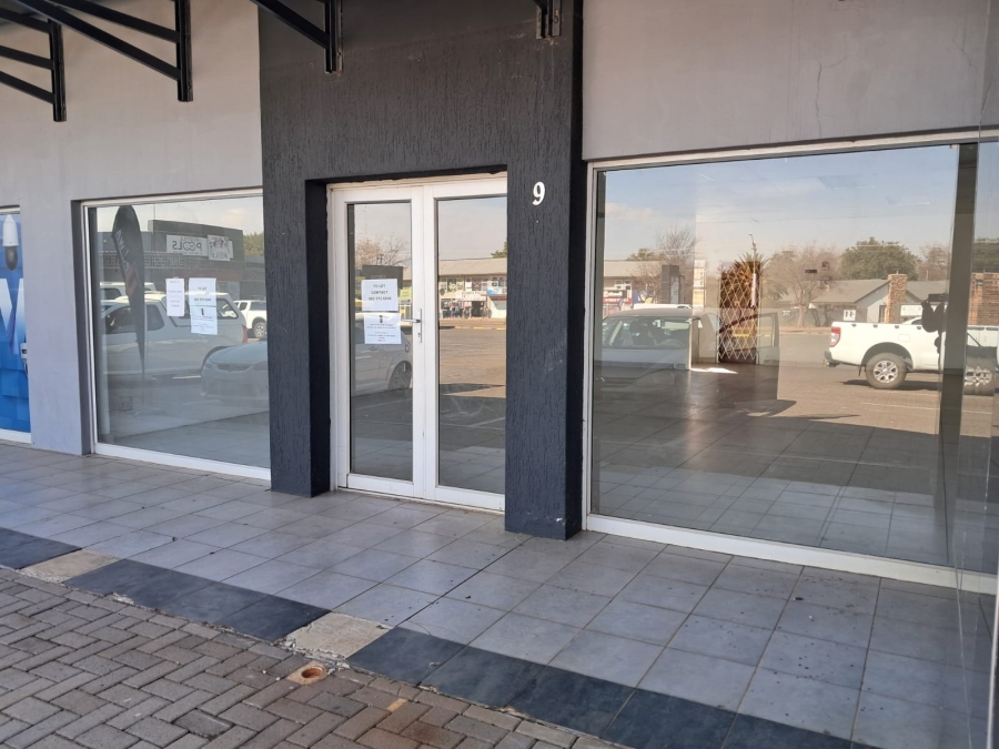 To Let commercial Property for Rent in Flamwood North West